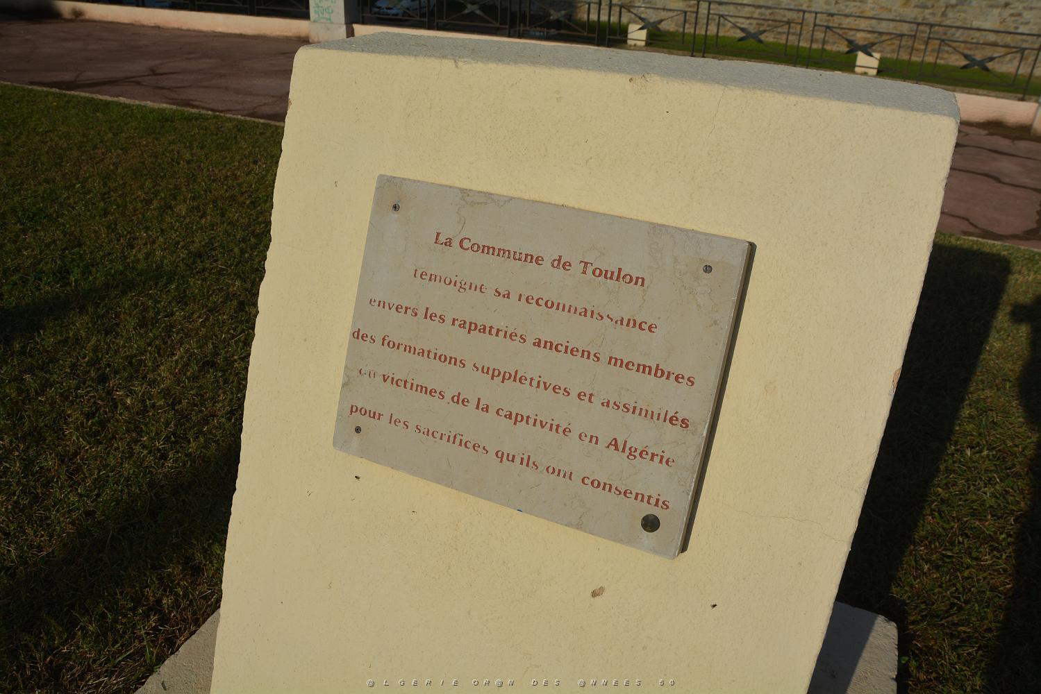 2018 09 25 TOULON HOMMAGE NATIONAL CONSACRE AUX HARKIS (1).JPG